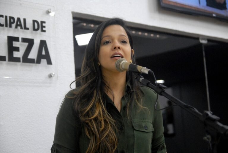 Vereadora Priscila Costa solicita a criação do Programa REAB- COVID-19, que visa tratar da reabilitação de pacientes pós Covid-19