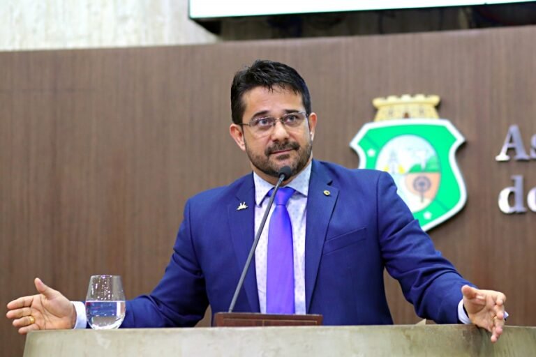 Deputado protocola projeto de Lei que visa prevenção às drogas e atenção aos familiares de adictos