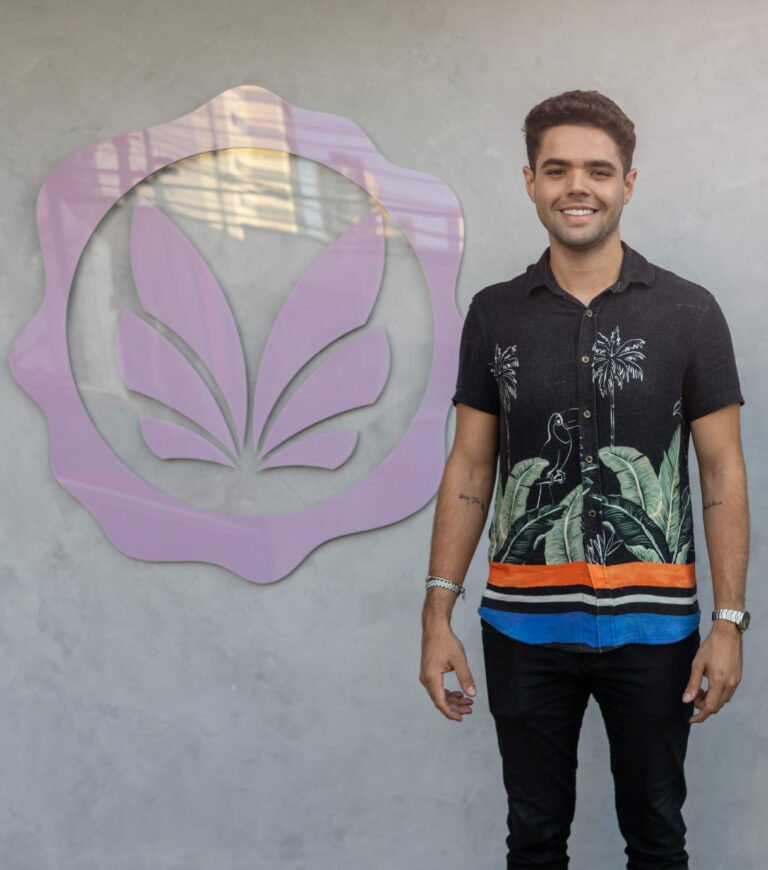 Salão referência em mechas na Aldeota, Essenza cresceu 300% durante a pandemia