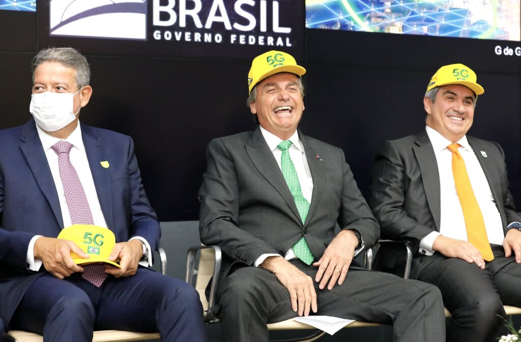 B75B51DA 9194 4C7D 8934 C9450B728AFE