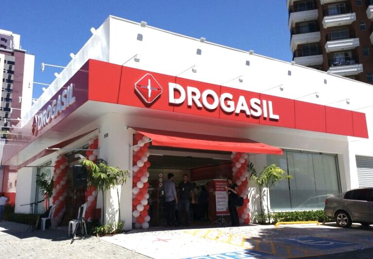 Fortaleza tem balanço de 6 farmácias autuadas por aumento abusivo no preço de máscaras