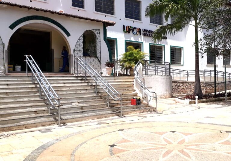 MPF denuncia pais e alunos por fraude em curso de medicina no Ceará