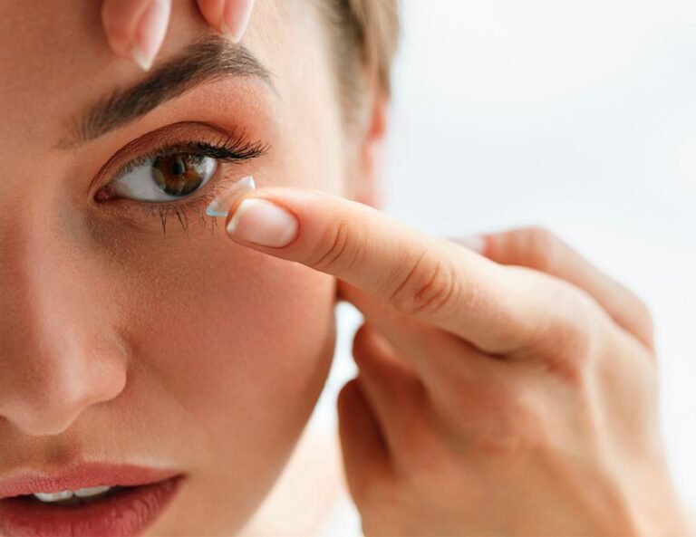 Neolentes traz descontos de 25% em linhas de lentes de descarte diário e produtos de limpeza