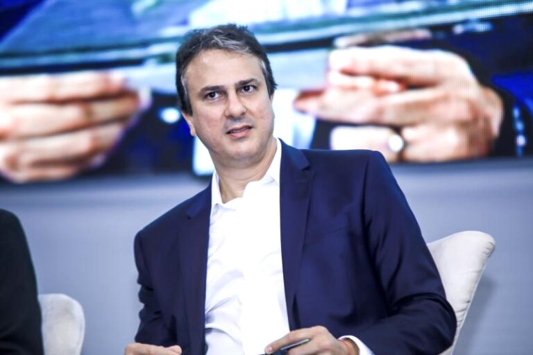 Camilo critica Bolsonaro: “gerou atritos entre governadores”