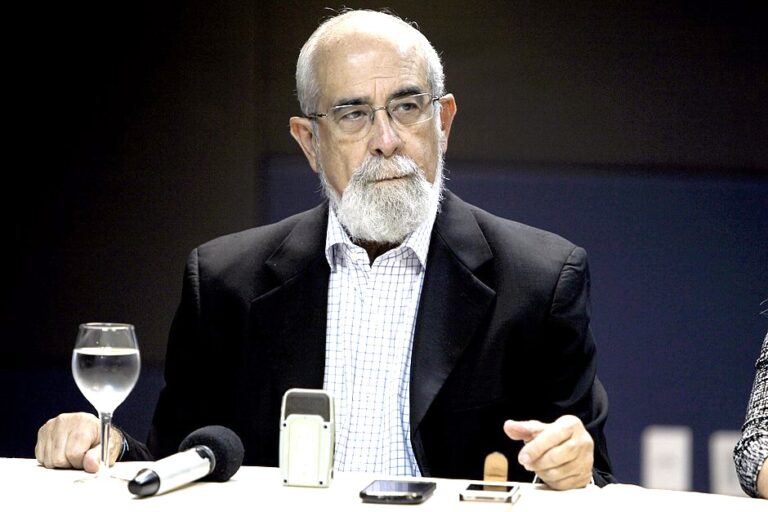 Ex- chefe da Casa Civil do governo da Bahia é alvo da PF envolvendo a compra de respiradores