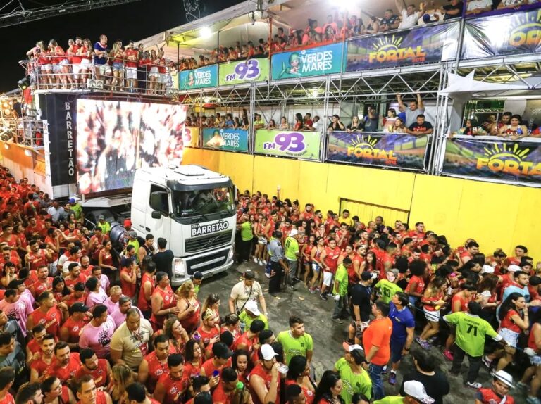 Triplica o número de furtos e roubos a celulares no Fortal 2022