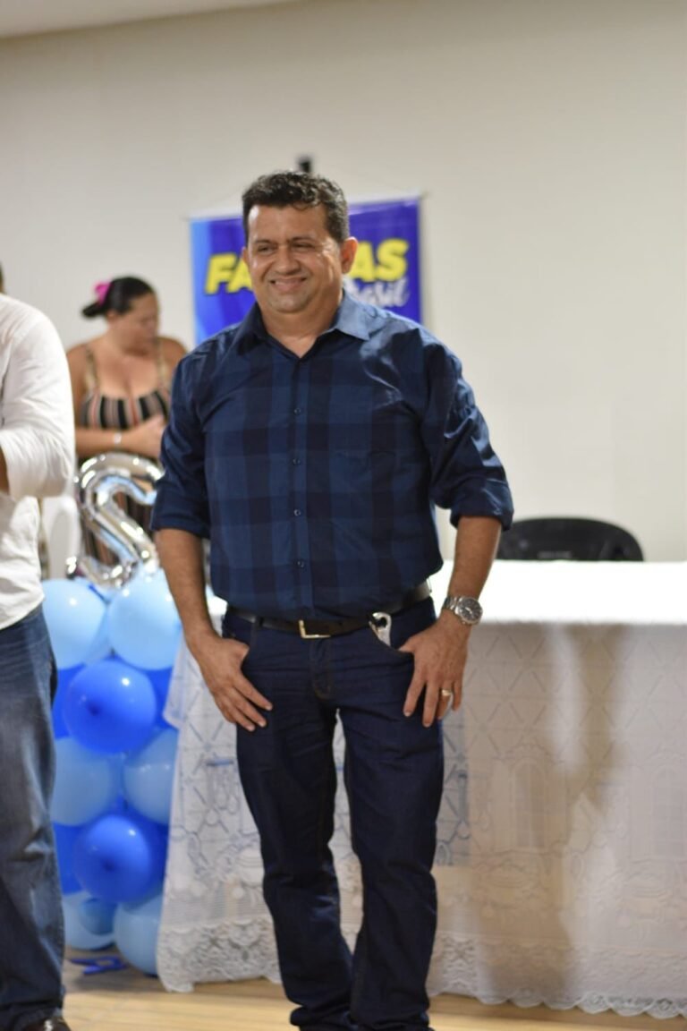 Morador do Bairro Dois Irmãos, Santos dos Projetos Sociais ajuda mais de 10 mil famílias  com cerca de 30 projetos sociais espalhados pelo Ceará