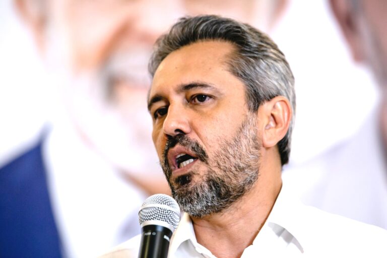 Elmano (PT) garante que não haverá aumento de impostos durante seu governo