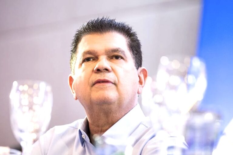 “Bolsonaro não tem credibilidade para falar sobre gastos”, diz Mauro Filho