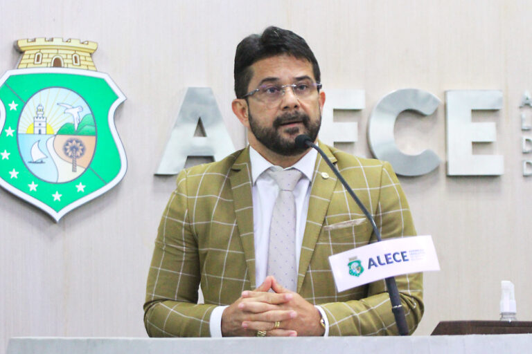 Projeto cria incentivo fiscal para empresas que contratarem ex-dependentes químicos