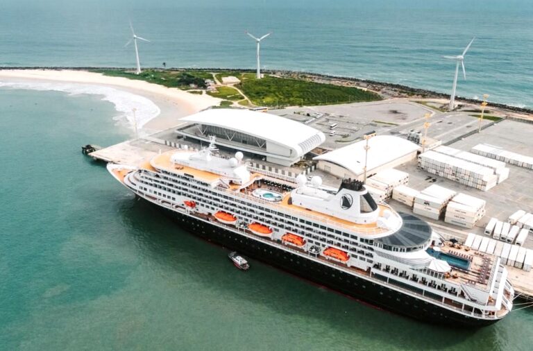 Após gastos de R$ 224 milhões para erguê-lo, Terminal Marítimo de Fortaleza é leiloado por R$ 100 mil