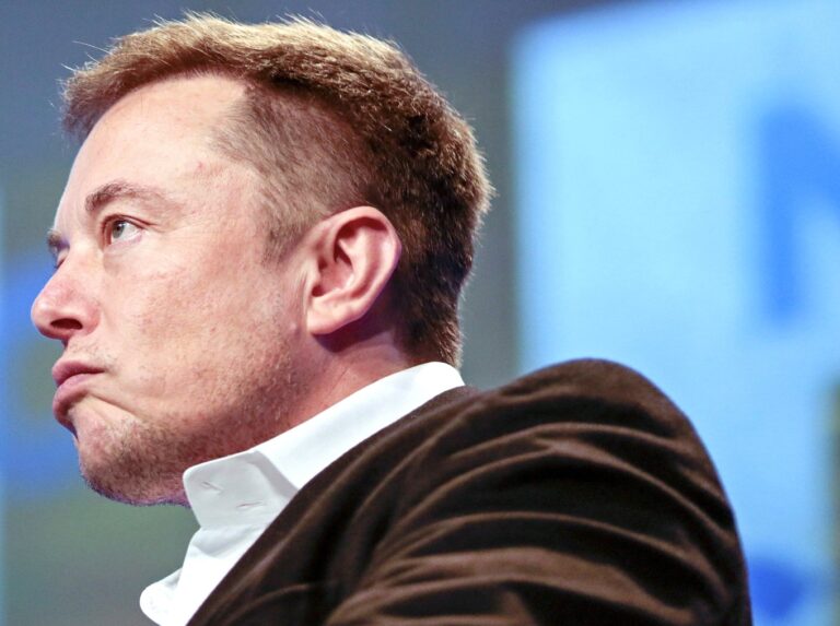 Elon Musk sobe o tom; Alexandre de Moraes é um ditador brutal e tem Lula na coleira”