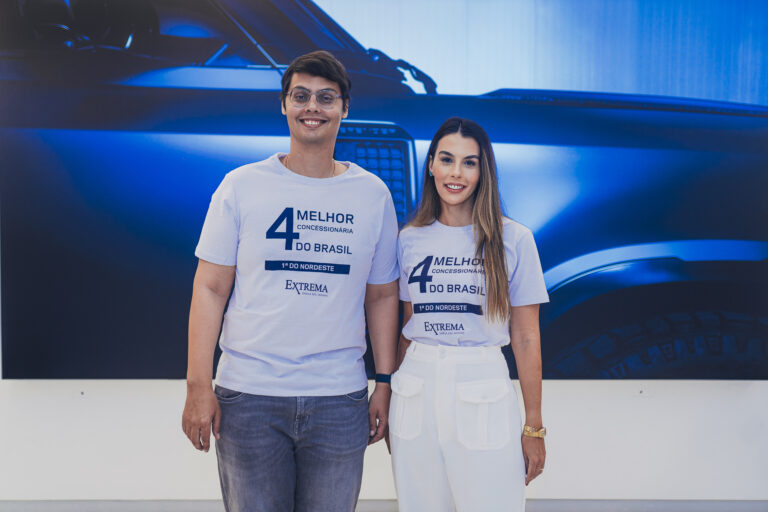 Extrema Jaguar Land Rover comemora premiação de melhor concessionária da marca no Norte e Nordeste