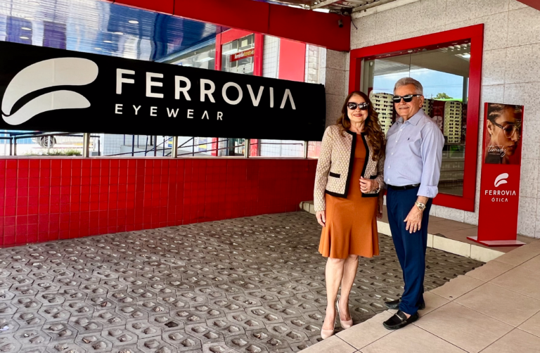 Ferrovia Solar e Grau 30 anos: como uma professora transformou o mercado de óculos do Ceará e criou um negócio lucrativo