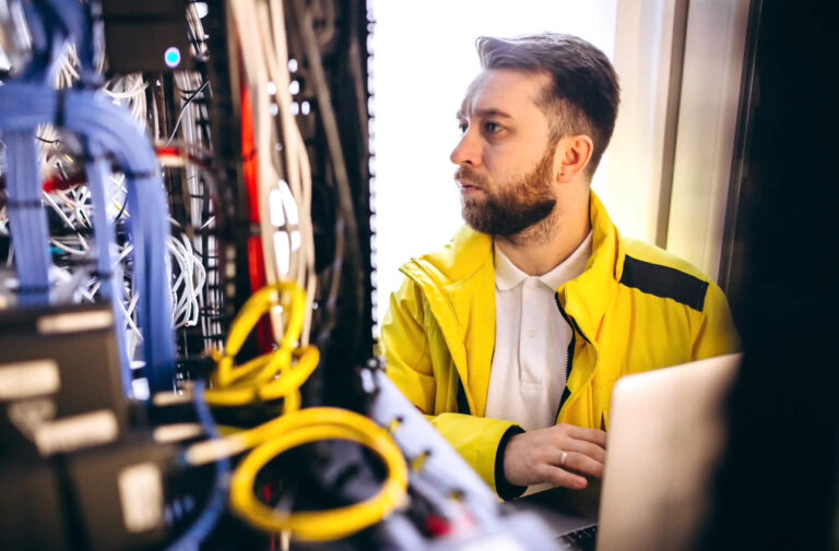 GAECO aponta que estelionatários estariam se passando por facções para extorquir provedores de internet