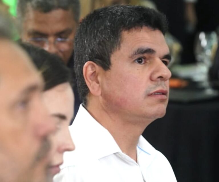 “Não haverá nenhum fechamento de hospital”, garante chefe da Casa Civil sobre o César Cals