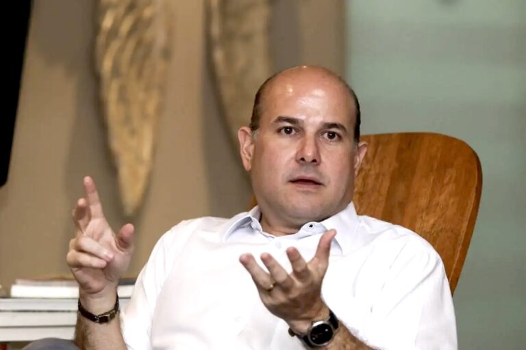 União Brasil convoca coletiva para anunciar filiação de Roberto Cláudio ao partido