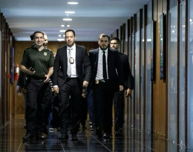 Operação da PF contra Júnior Mano bloqueia R$ 54 milhões de pessoas físicas e jurídicas