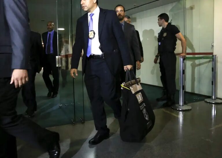 12 prefeituras são investigadas no caso das Emendas de Júnior Mano; número pode ser maior